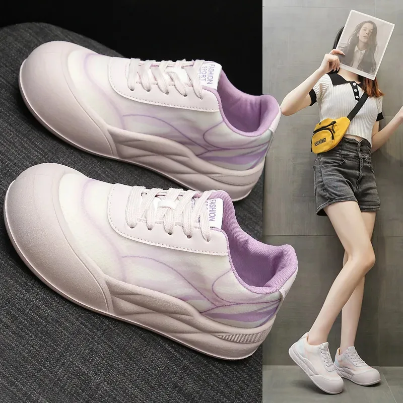 Spring and Autumn Super Light Explosive Thick soled Board Shoes for Women 2024 New Versatile Student Casual Sports Shoes