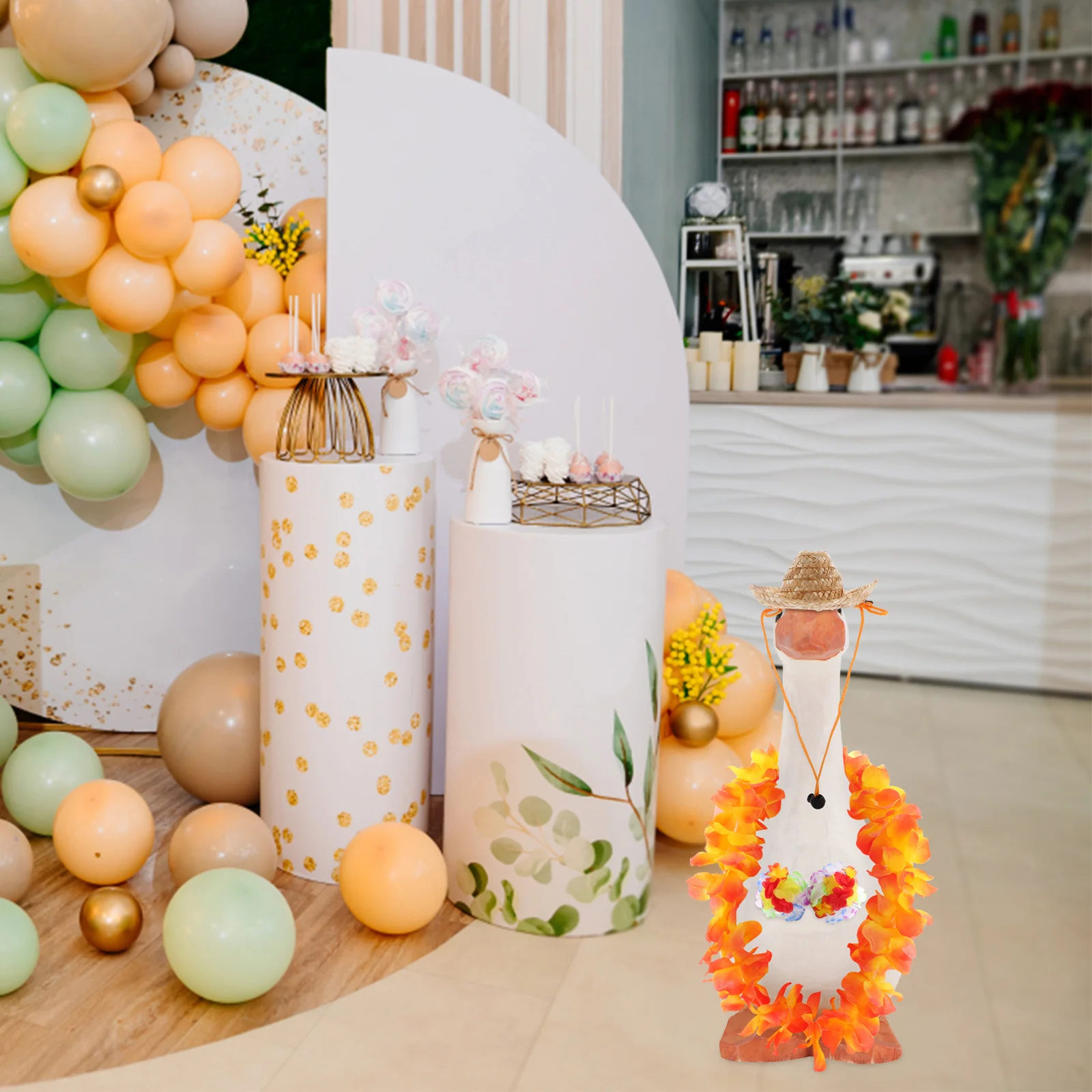 

4Pcs Hawaiian Luau Porch Goose Costume Set Flower Wreath Straw Hat Sunglasses Summer Party Beach Vacation Holiday Decoration