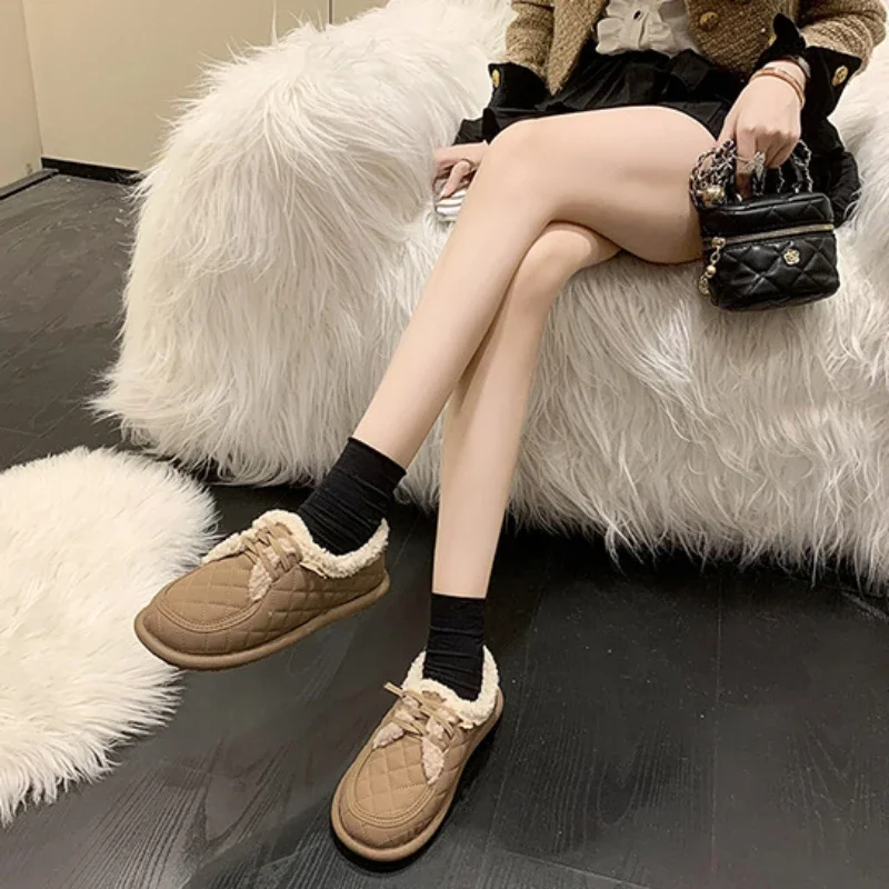 Winter Slip-on Fur Boots Warm Womens Snow Boots Round Toe Womens Flat Shoes Leather Womens Cotton Shoes New Shallow Mouth Botas