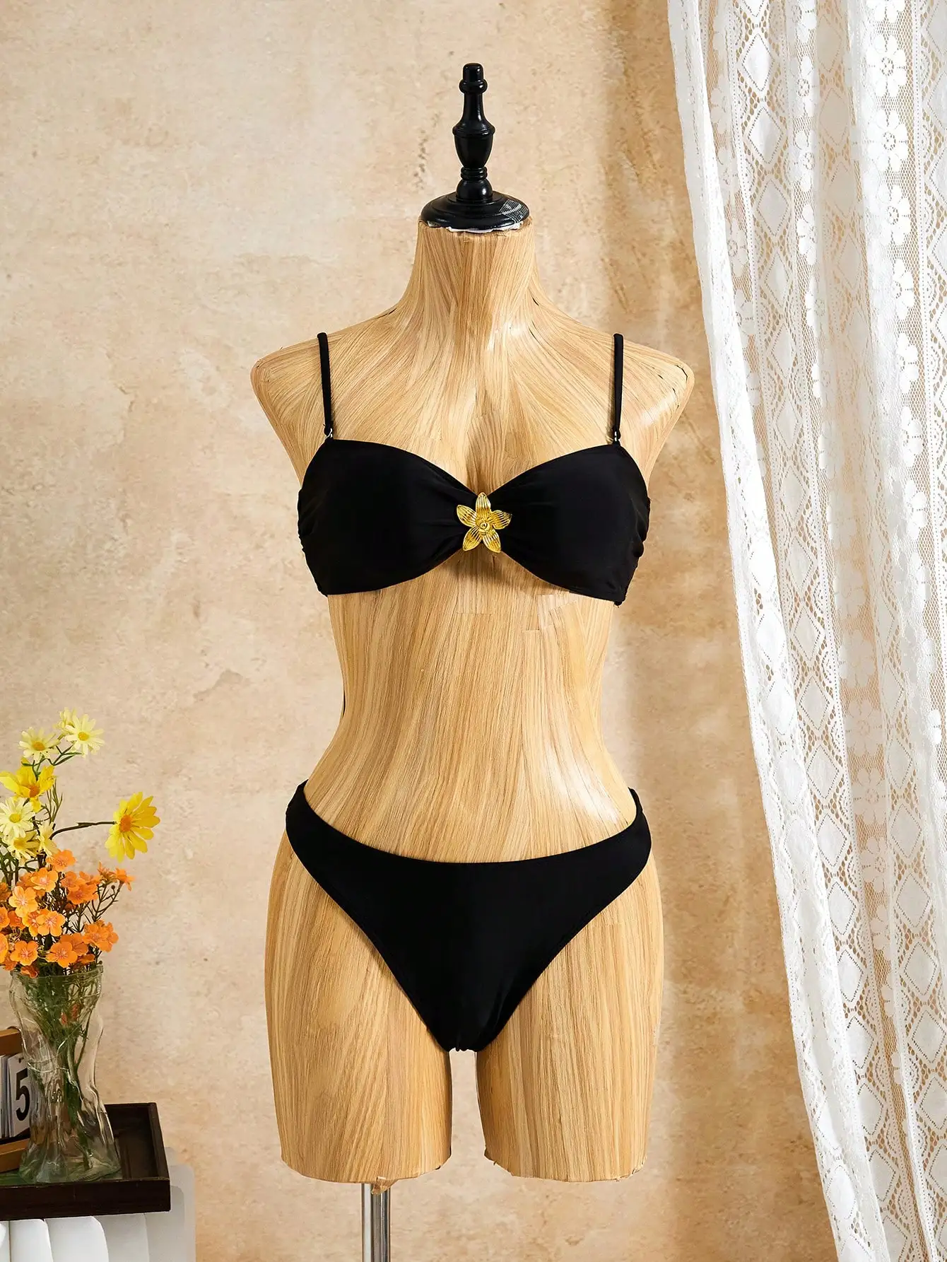 

Black Floral Mesh Cover Up Bikini Set With Metal Flower Decor Adjustable Strap
