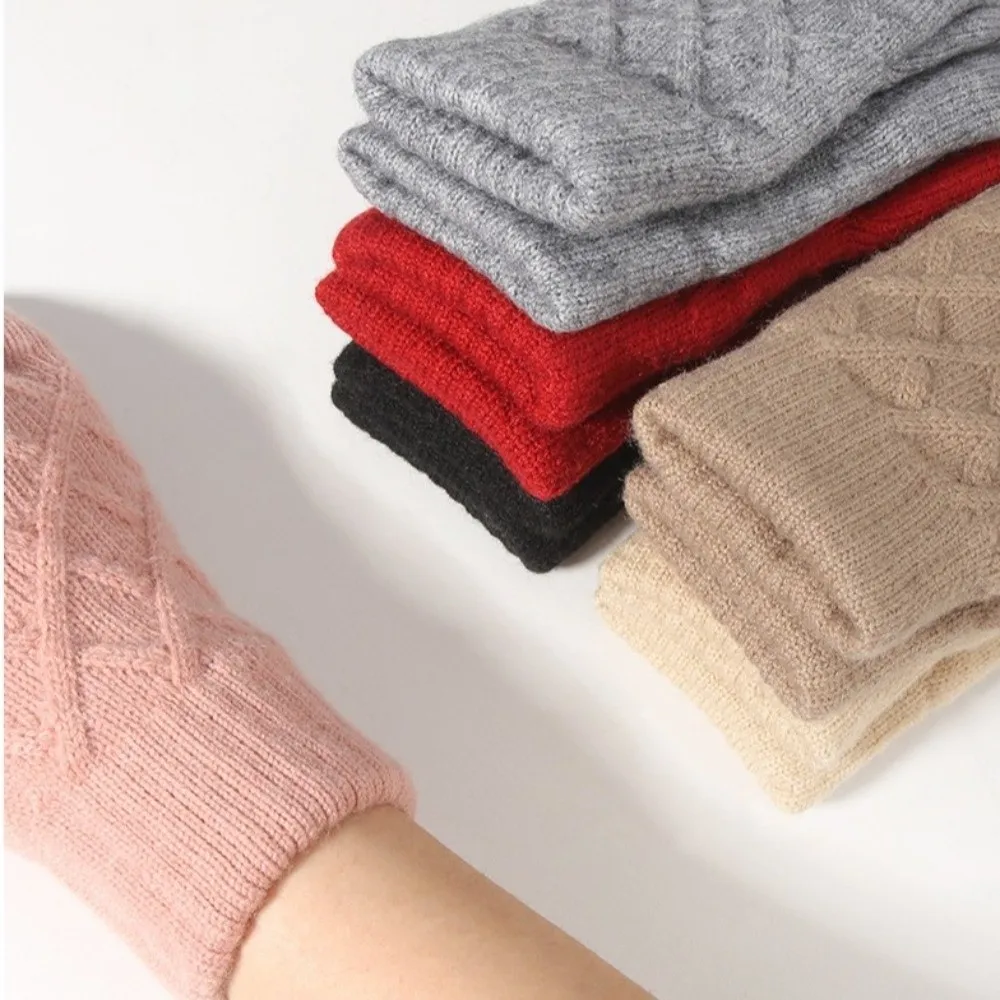 

Зимние теплые эластичные жаккардовые перчатки, двухслойные вязаные перчатки на флисовой подкладке, утолщенные перчатки для занятий спортом на открытом воздухе с сенсорным экраном