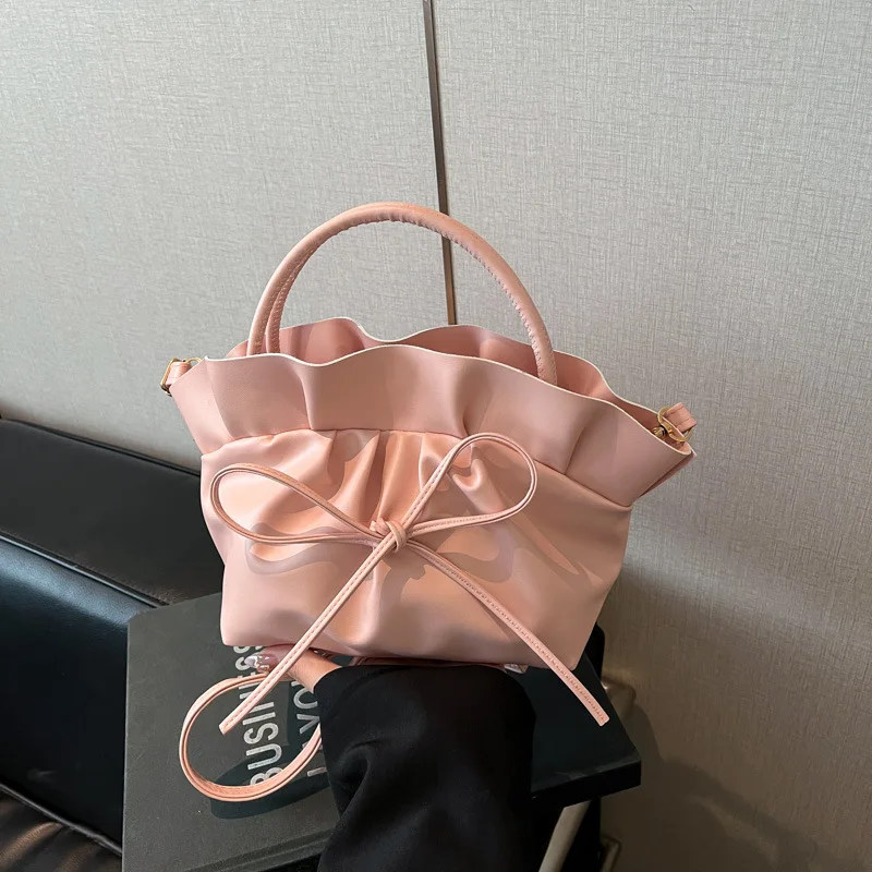 

2025 плиссированная сумка-тоут с бантом, просторный кошелек для поездок на работу, уникальная сумка через плечо, милая модная сумка для девочек