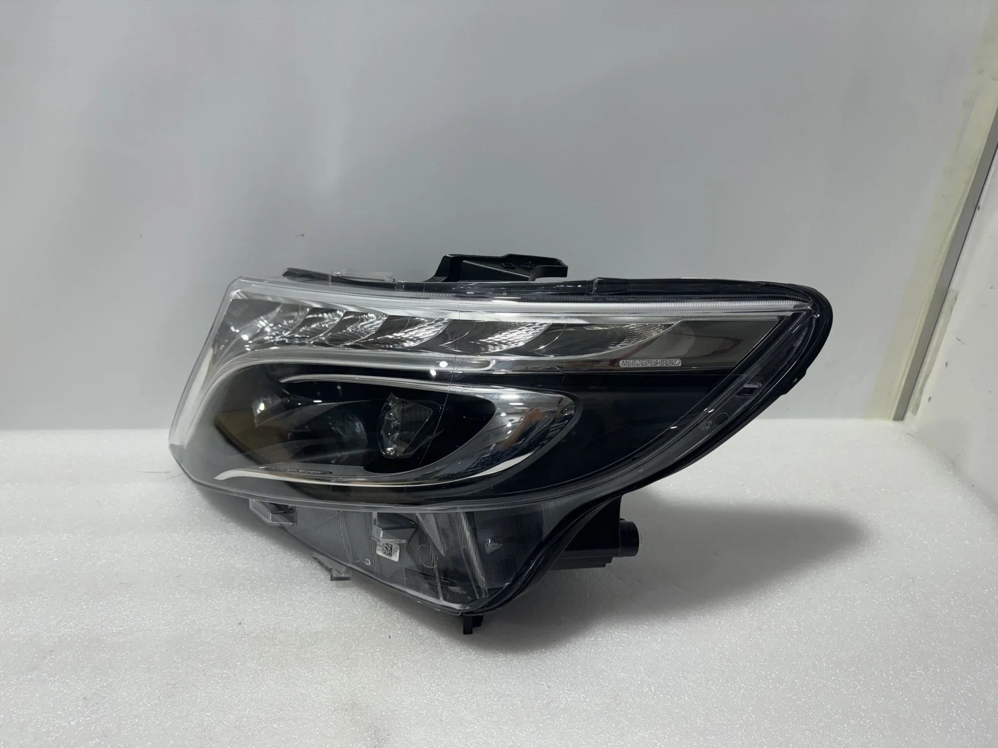 High quality headlights suitable for Mercedes Benz V-Class W447 LED headlights 2017-2022 Vito Benz V260 W447 LED headlights