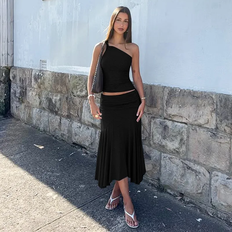 

Fashionable Pleated Long Skirt Suit Solid Color Commuting Style Sleeveless Midriff-baring Vest Top Irregular Skirt Two-piece Set