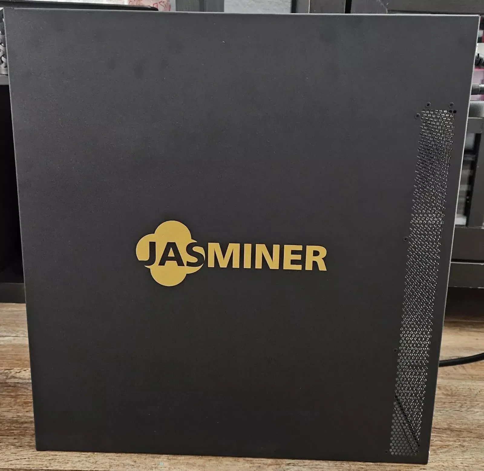 

New Jasminer X16QE 1850Mh/s 550W ETC Miner 6GB RAM wifi ETC jasminer X16-QE Asic Miner ETC ZIL Ethash ETC Mining Jasmine X16 QE