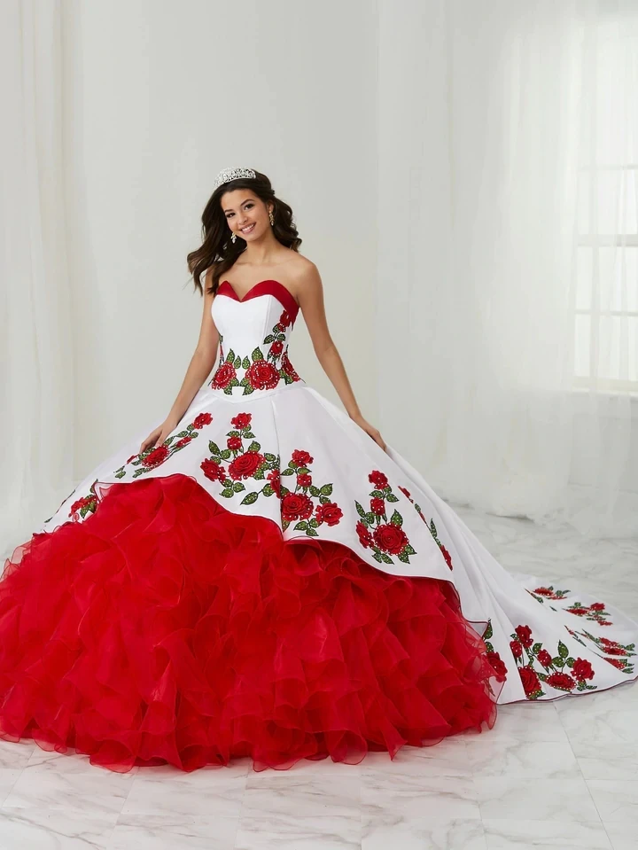 فساتين Charro Quinceanera باللون الأحمر والأبيض ، ثوب حفلة ، على شكل قلب ، الأورجانزا ، مزينة بالدانتيل المكسيكي ، مشد للحفلات الراقصة ، حلوة 16 فستان 15 أنوس