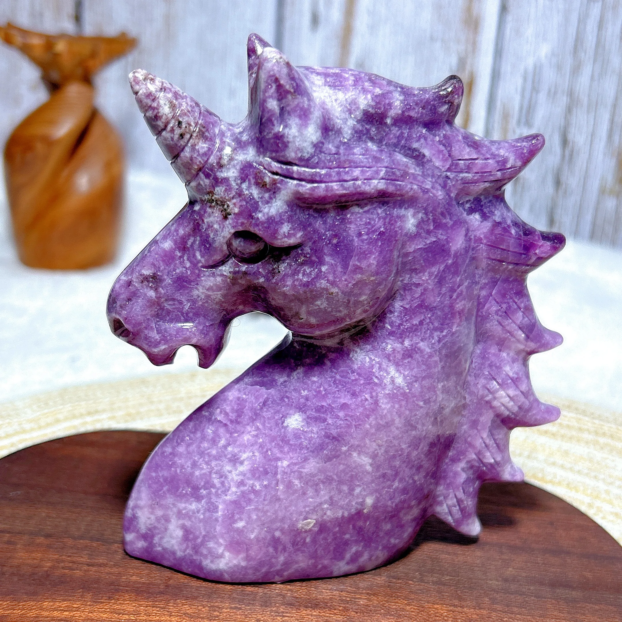 

Natural Crystal Lepidolite Unicorn Hand Carving Free Form Healing Precious Mineral Reiki Energy Home Decorations Holiday Gift