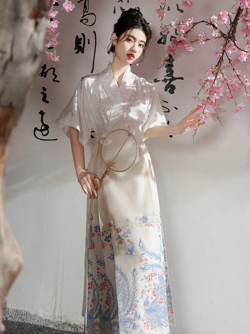 2024 Summer New Chinese Hanfu Top Women's Satin Weaving Gold Horse Face Skirt One Piece Half Skirt Two Piece Set Female Clothing