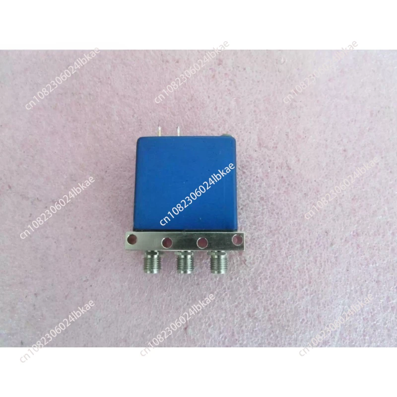 R570315000 3GHz 300W 24V RF Microwave Coaxial SPDT Switch 1 piece