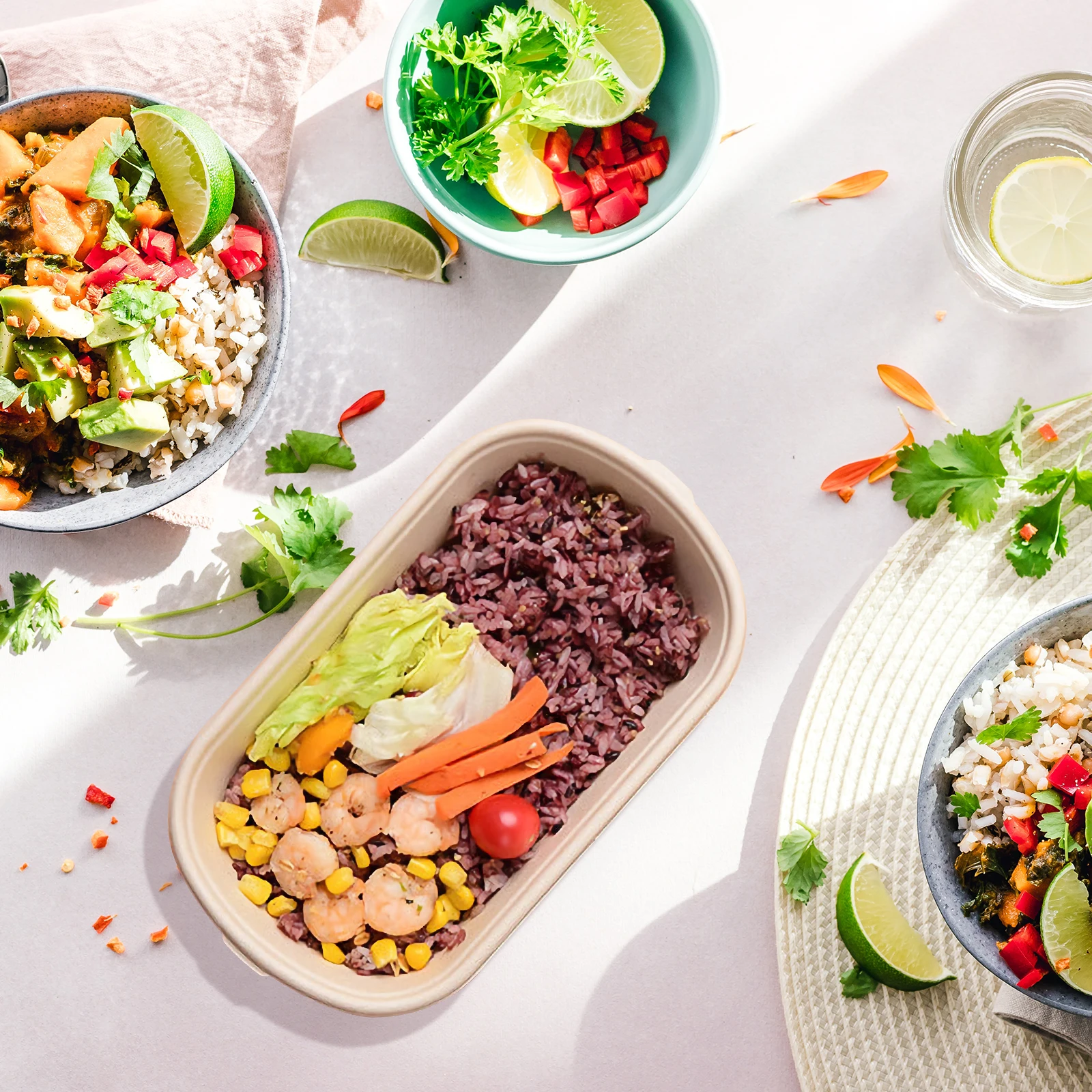 

50 шт. одноразовые пищевые контейнеры, коробки для хранения большой емкости, разлагаемые, безопасные для микроволновой печи, термостойкость, водонепроницаемые, на вынос