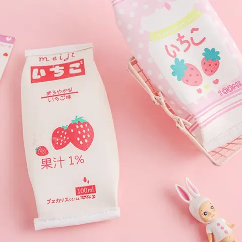 Pennfodral Pennväska med stor kapacitet Bärbar pennväska med 3 lager Gåva för kontor Skola Tillbaka till skolan Förvaringsväskor för brevpapper 10 best sales jordgubbspenna - №10