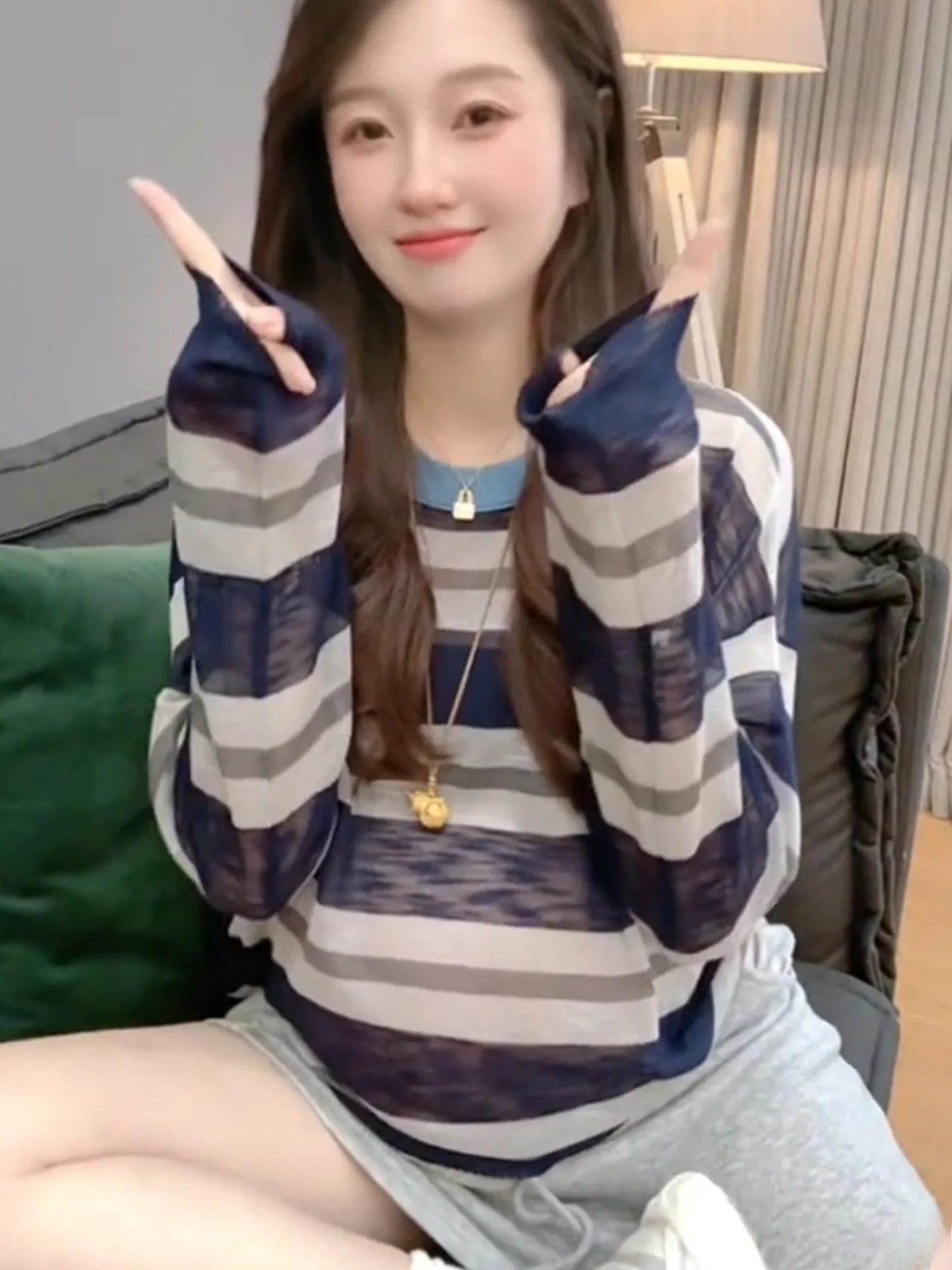 

Laid-ba Корейский вязаный топ в полоску Ne Long Sve из ледяного шелка, повседневный удобный дышащий женский модный летний...