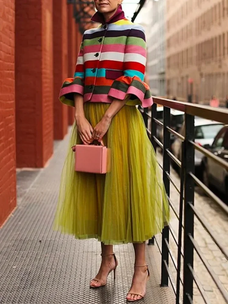 ヴィンテージフレアスリーブマルチカラーストライプラペルエレガントな女性ジャケットコートシングルブレスト春秋女性の上着