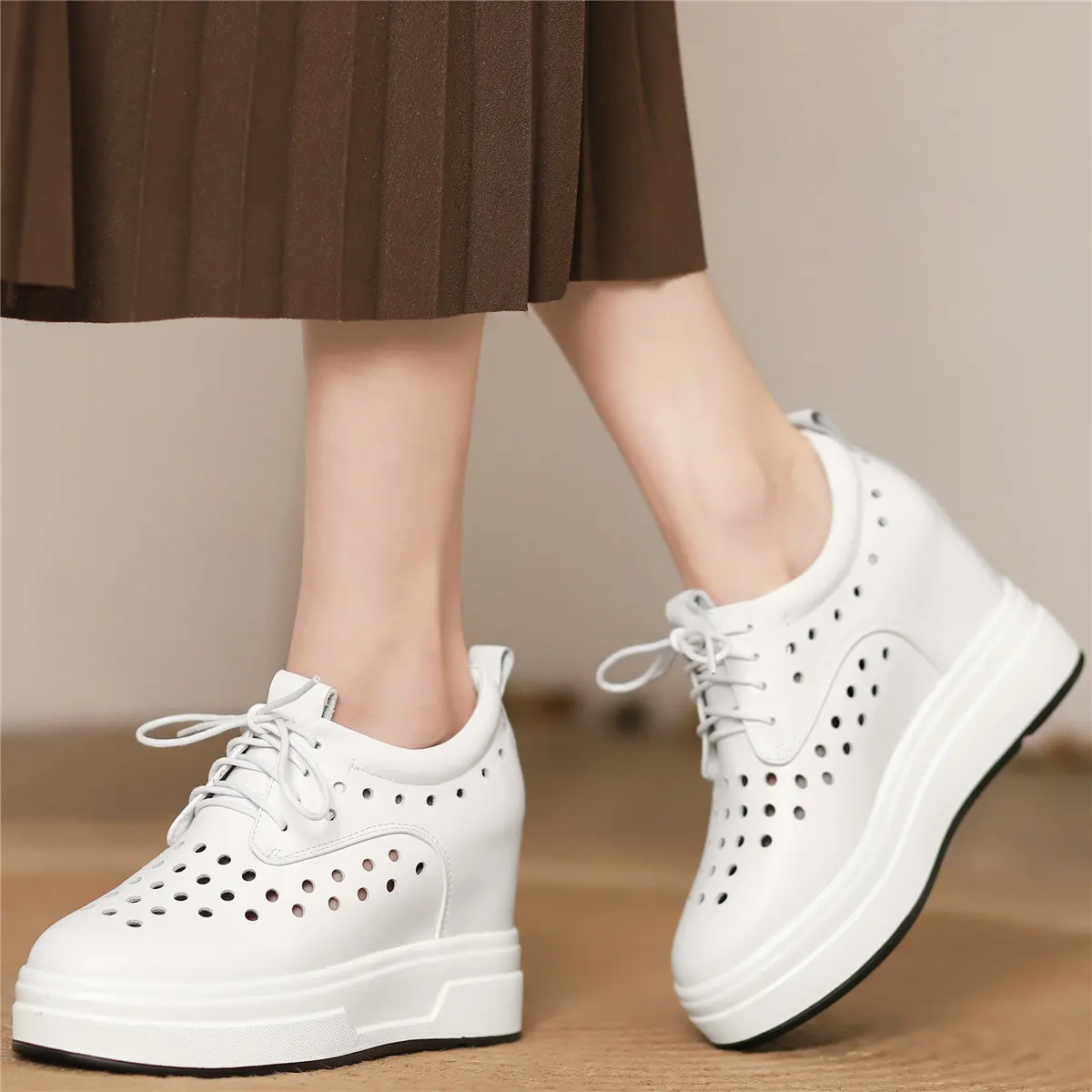 

Summer Fashion Sneakers Women Lace Up Genuine Leather Wedges High Heel Ankle Boots Female Round Toe Platform Pumps Casual Shoes