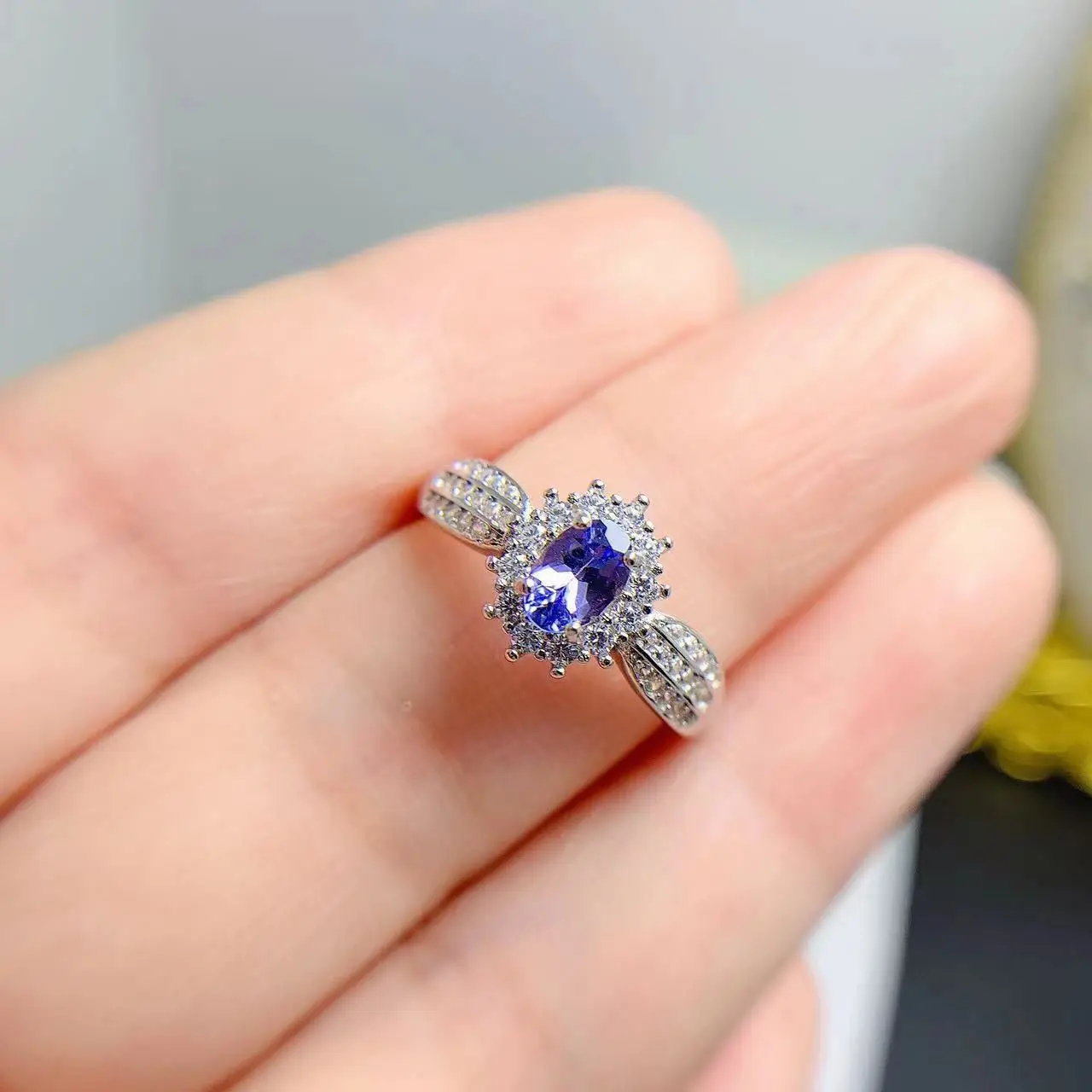 Best Seller ZECAA Ring  Jewelry Best Seller Ring For Woman With Natural Tanzanite Gemstone 4*6mm Silver Ring Best Lady Gift