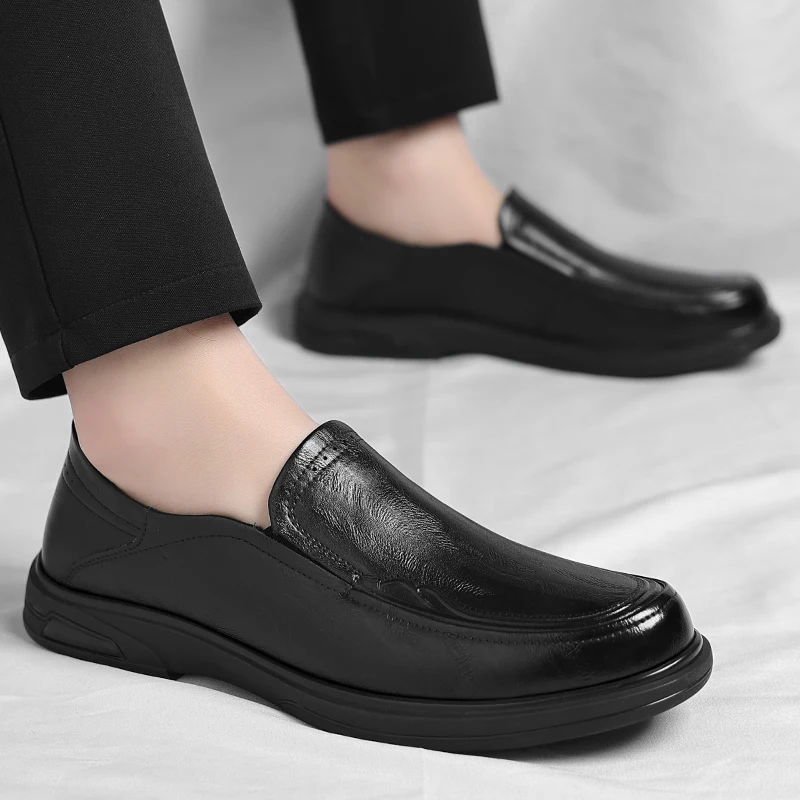 

Нескользящие мужские кожаные туфли без шнуровки Деловые повседневные кроссовки с противоскользящей подошвой Офисная и рабочая обувь