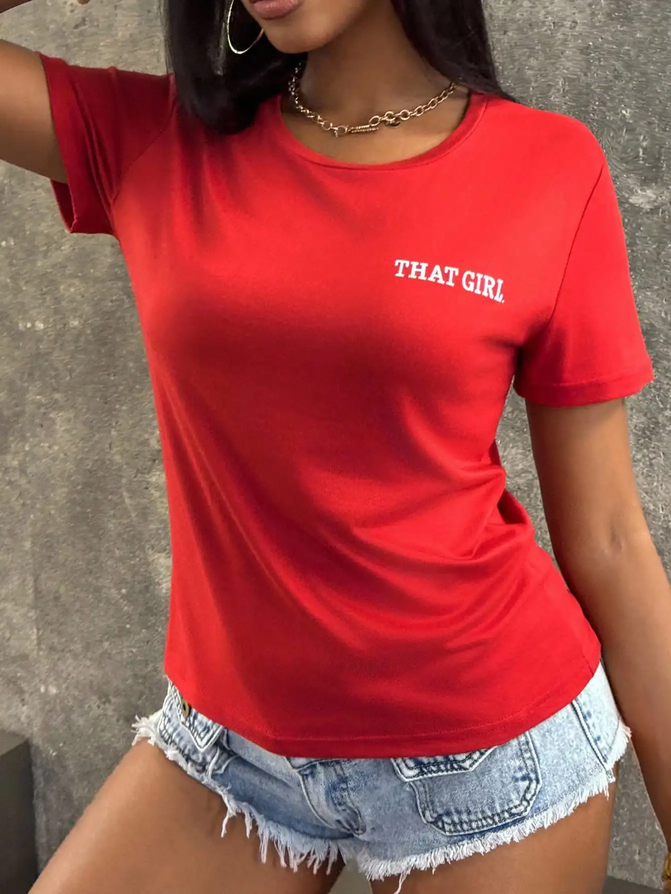 

Плюс размер модная красная футболка с короткими рукавами с принтом «Тей ДЕВОЧКИ» для стильных пышных женщин больших размеров