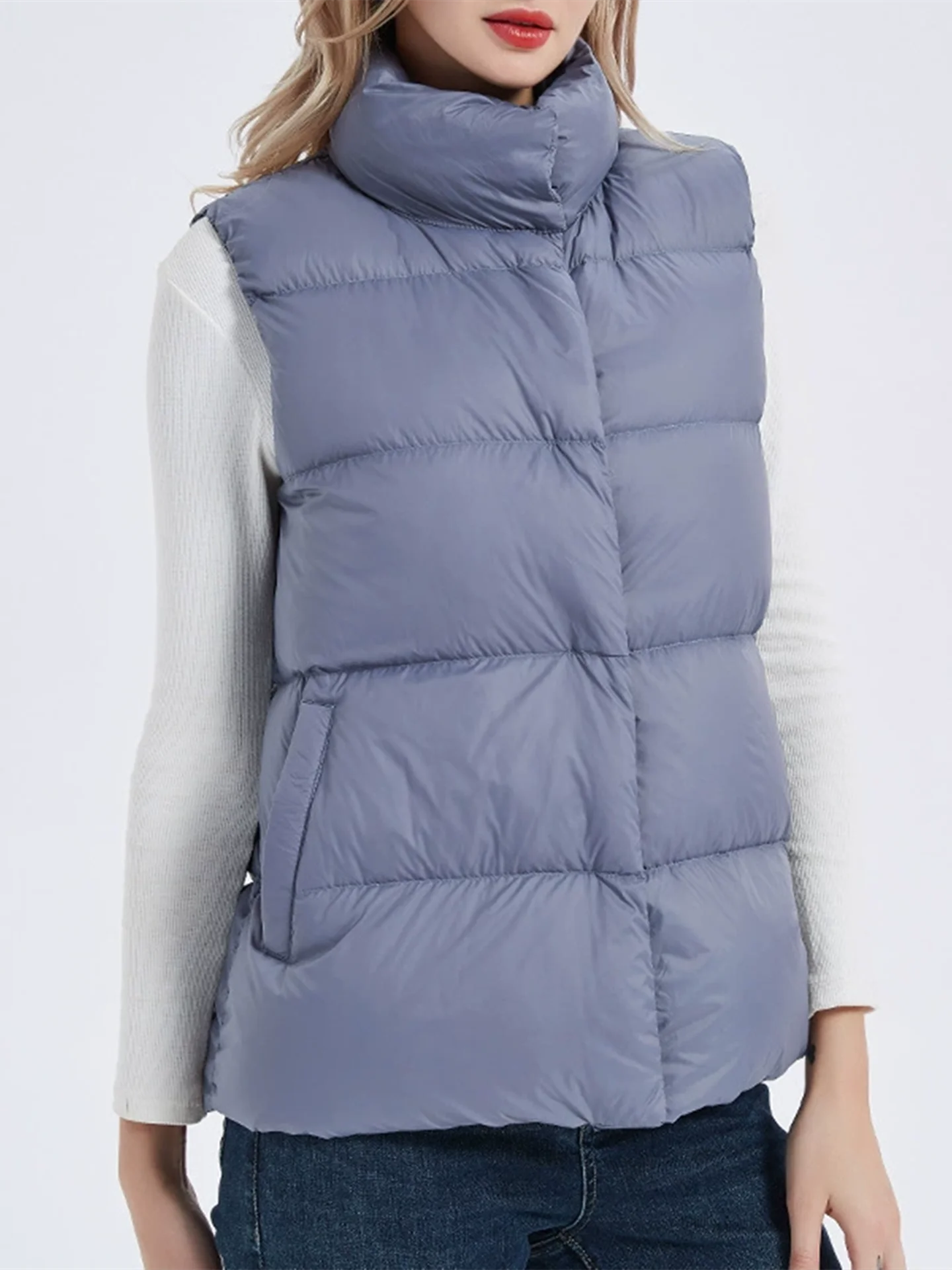 レディース ダウンベスト カジュアル スタンドカラー 暖かいアウター 2025年冬 ファッション トレンド ボタンディテール縫製
