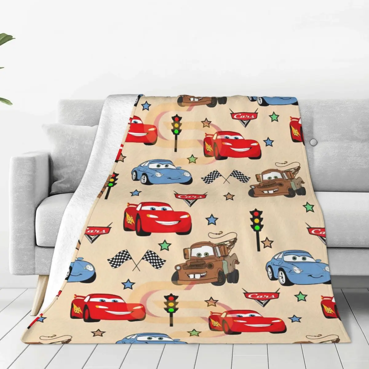 Lightning Mcqueen รถยนต์ Flannel ผ้าห่มนุ่มทนทานโยนผ้าห่มสําหรับเก้าอี้โซฟารูปแบบปิกนิกผ้าคลุมเตียงโซฟาเตียง