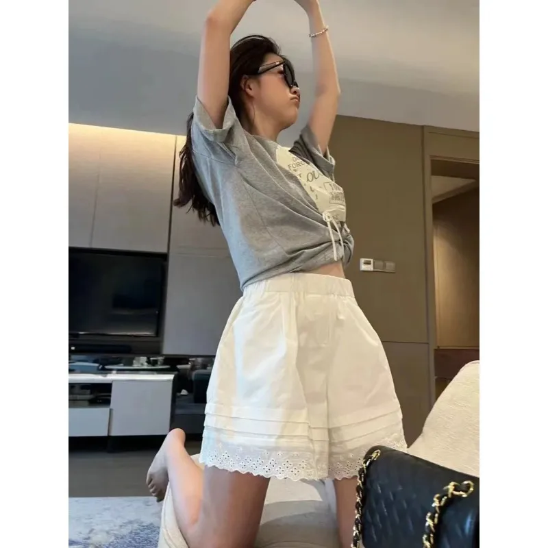 Women's White Elastic High-Waist Casual Short Skirt With Layered Ruffle And Lace Trim Detail