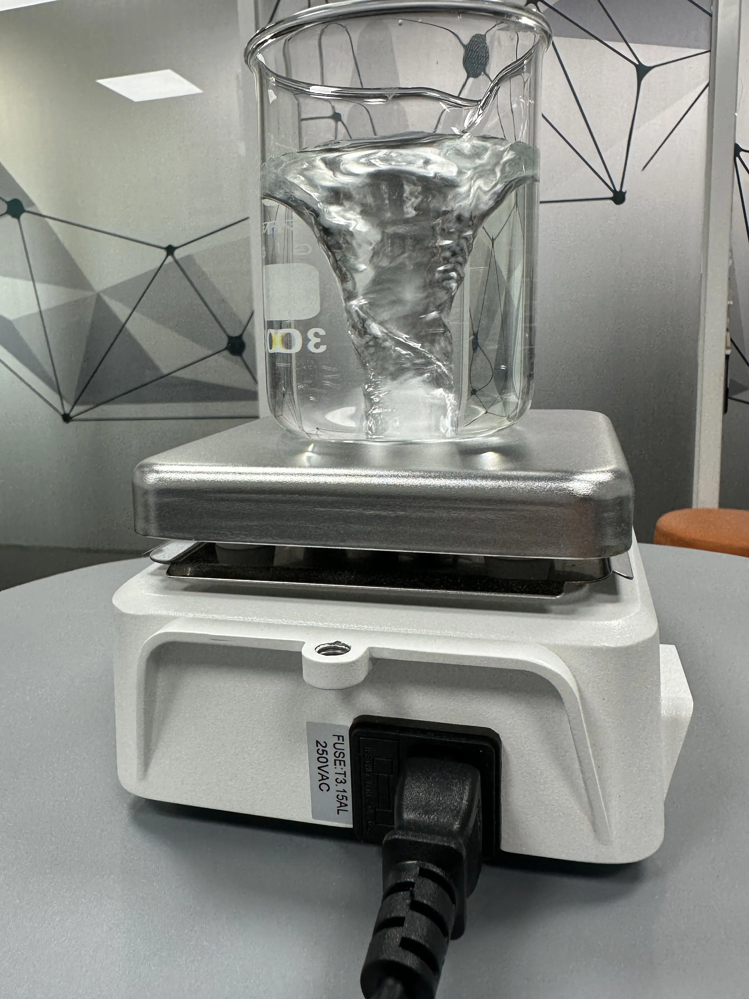 WESTTUNE OEM economico Cina 380C agitatore miscelatore magnetico con piastra riscaldante da laboratorio con buon prezzo