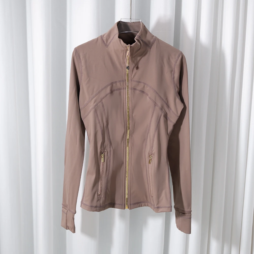 Goldfarbene Reißverschlussjacke mit Yoga-Stehkragen, schmal geschnitten, schnelltrocknend, atmungsaktiv für Sport und Laufen, elegant und stilvoll