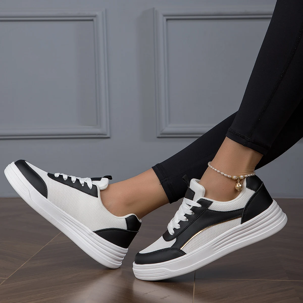 Dames Witte Schoenen Dames Sneakers 2024 Zomer Veters Dikke Onderkant Sportschoenen Vrouw Mesh Ademende Wandelschoenen Dames