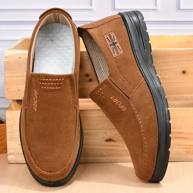

2025 New Old Beijing Cloth Shoes Men's Shoes Breathable Men Shoes Soft Sole Anti Slip Casual Large Size 48 Sports