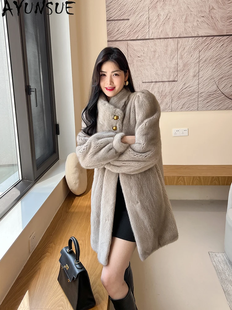 AYUNSUE 2025 معطف فرو المنك المخملي الطبيعي امرأة عالية الجودة الفاخرة معطف المنك الكامل للمرأة ملابس أنيقة كوفتا С ميخوم
