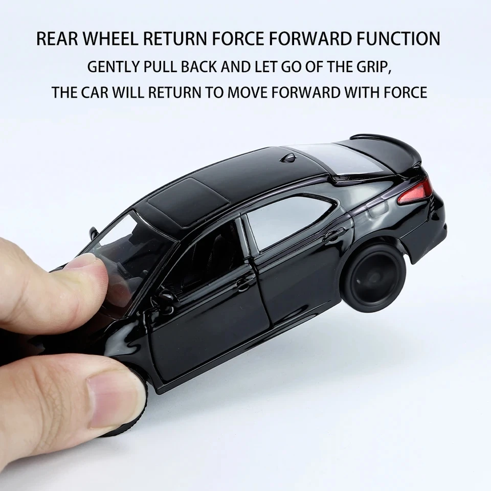 Toyota Camry XSE Tirare indietro e porte aperte Simulazione Diecast e veicoli giocattolo RMZ città 1:36 Modello di auto in lega Regali per i bambini