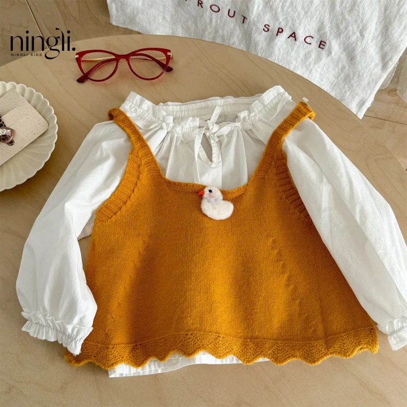 

Girls' Outfit Autumn New Korean Fashion Doll Collar Base Shirt Yellow Duck Vest Two-Piece Set Trendy