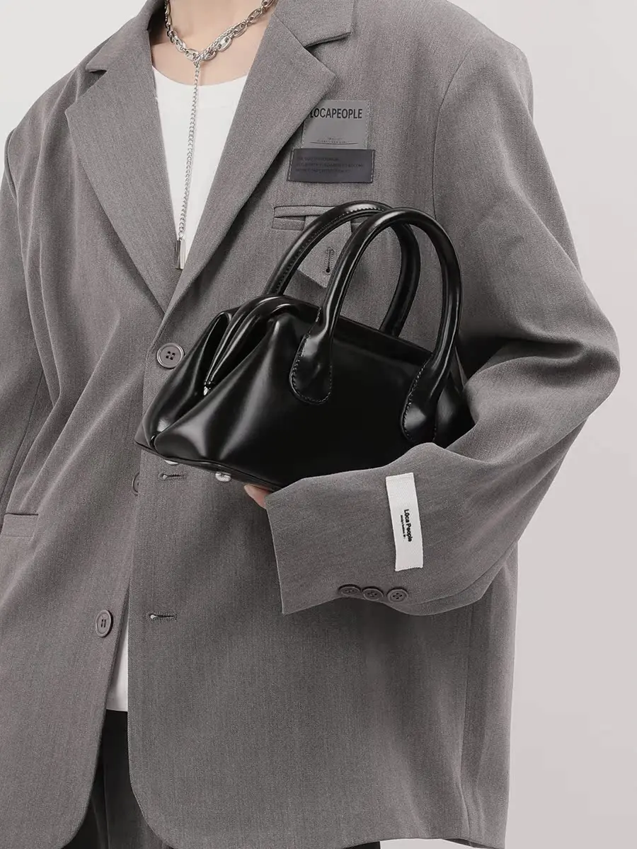 New Arrival Elegant Casual Black Crossbody Bag Single Shoulder Satchel Handbag Wooden River Card Korean Style Ins Aesthetic