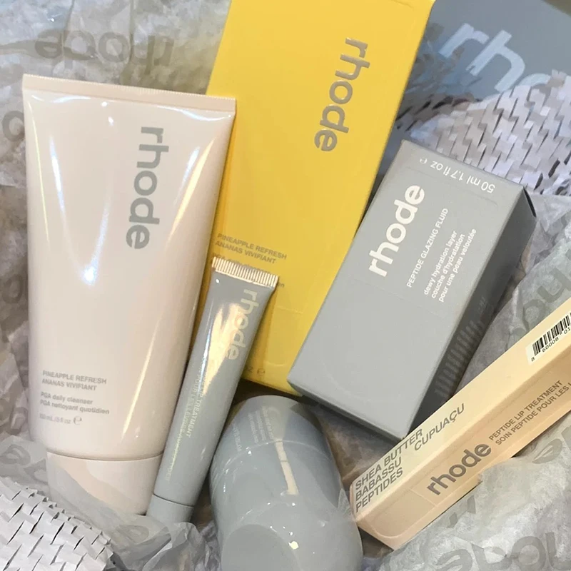 Mode nouveau produit limité nouveau sac à bulles couleur des lèvres rouge à lèvres nettoyage du visage crème pour le visage ensemble de maquillage boîte de maquillage adapté aux femmes