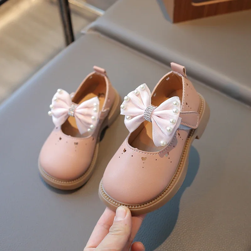 

Pink Girls Party Leather Shoes for Wedding Princess Sweet Kids Mary Janes Flats Cut-outs with Bow-knot Rhinestone Dress Lace Bow