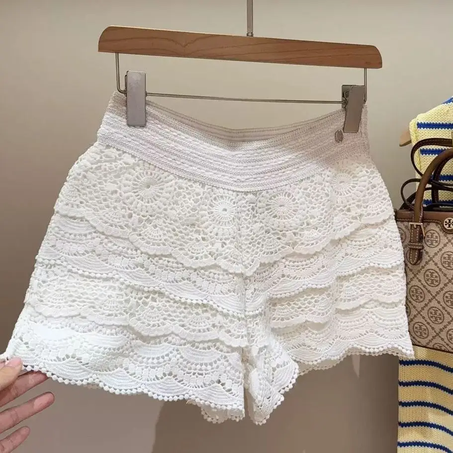 100% Cotton! Heavy-duty Hollow Crochet Multi-layer Design Holiday Style Elastic Waist Shorts for Women