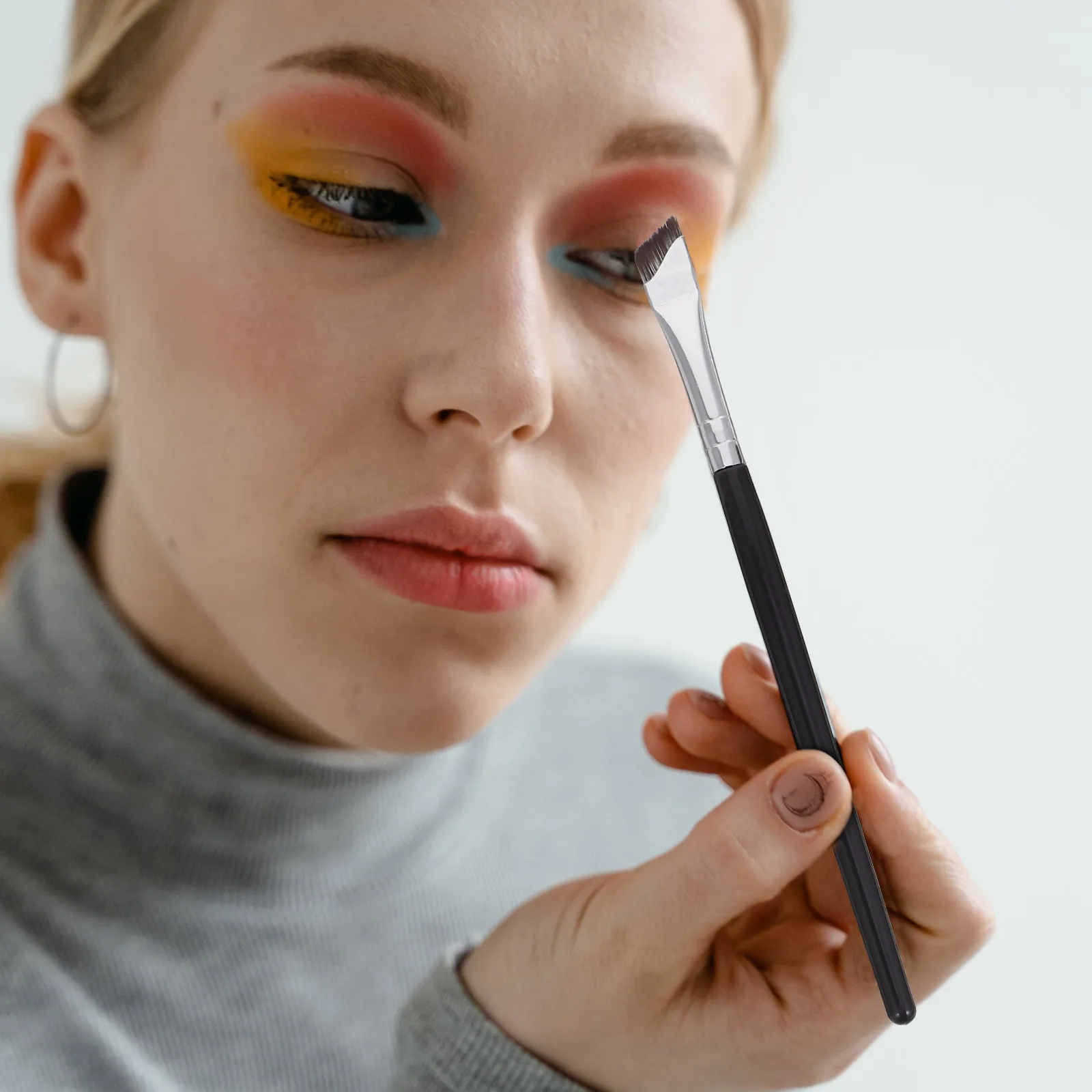 

4 pcs Angled Eyeliner Brushes Eye Makeup Tools Nose Shadow Brush Eyebrow Eyeshadow Applicator Concealer Under Eye Brow Precision