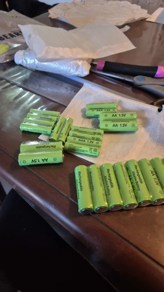 

Li-ion AA and AAA Rechargeable Batteries USB Lithium-ion 3400mWh 1.5V AA Rechargeable Battery+800mWh 1.5V AAA Battery