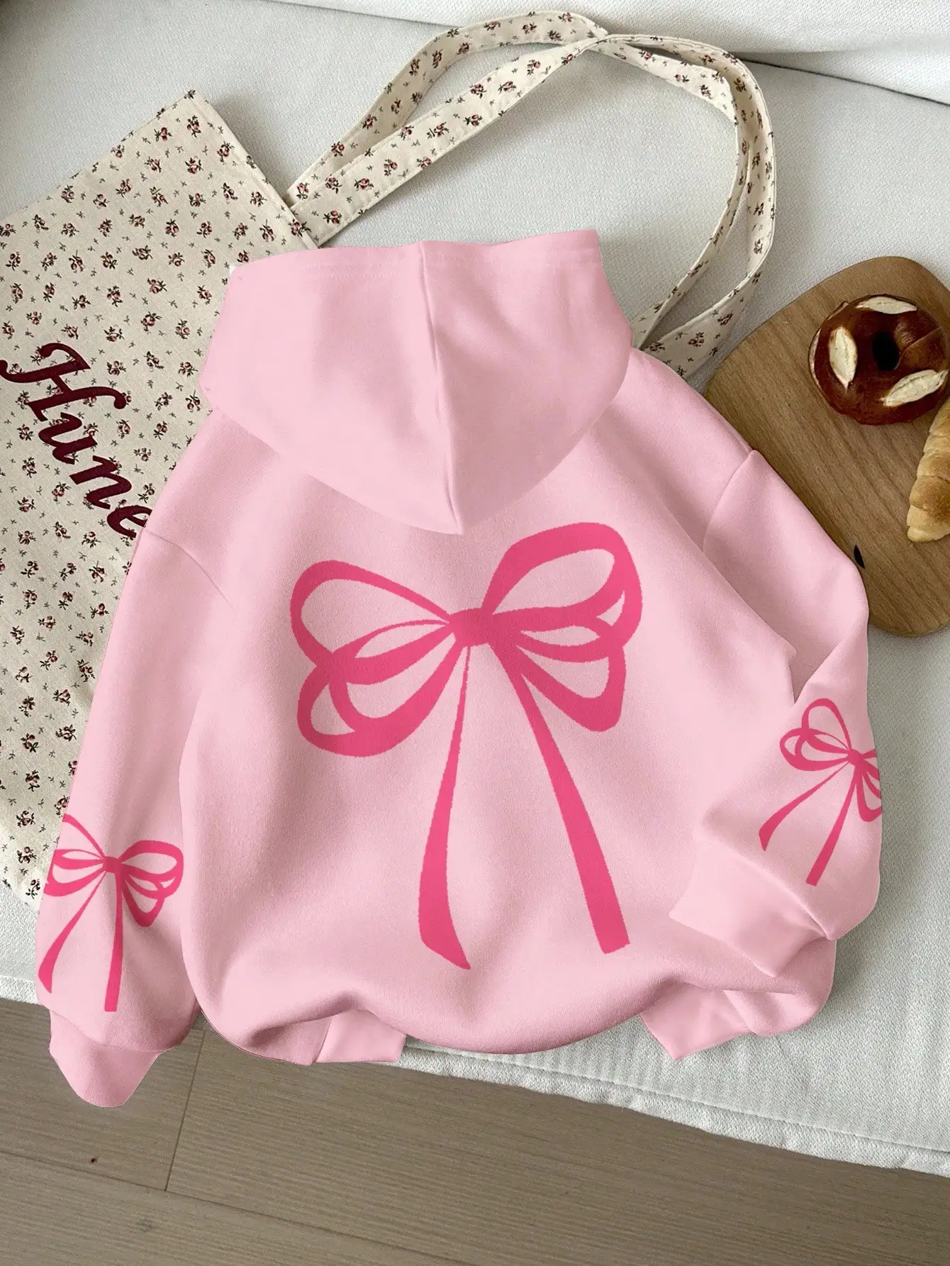 

Розовая толстовка свободного кроя с принтом в виде банта для детей, повседневная толстовка с длинными рукавами и графическим дизайном