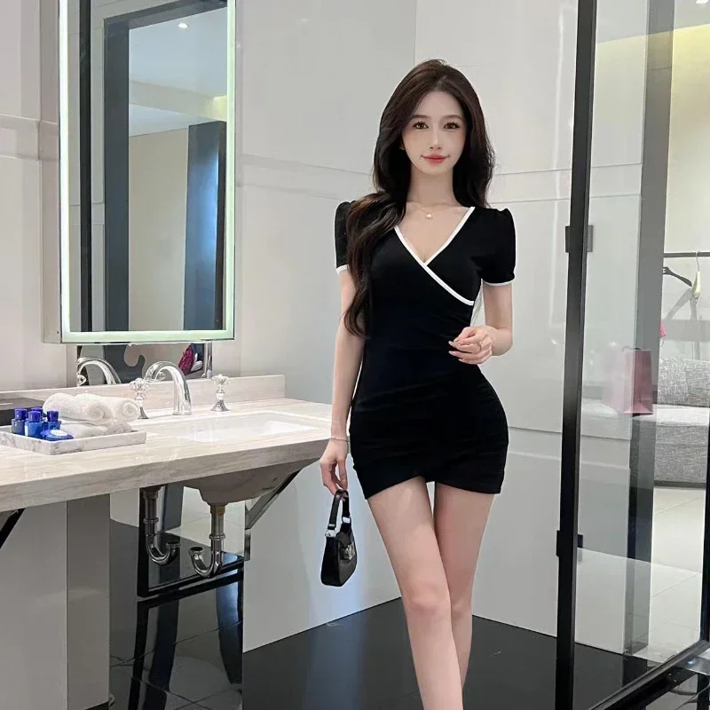 セクシーなドレスの女性ディープ V ネッククラブガールズチャーミングミニスキニー不規則なオフショルダーひだファッションパッチワーク魅惑的なユニークな