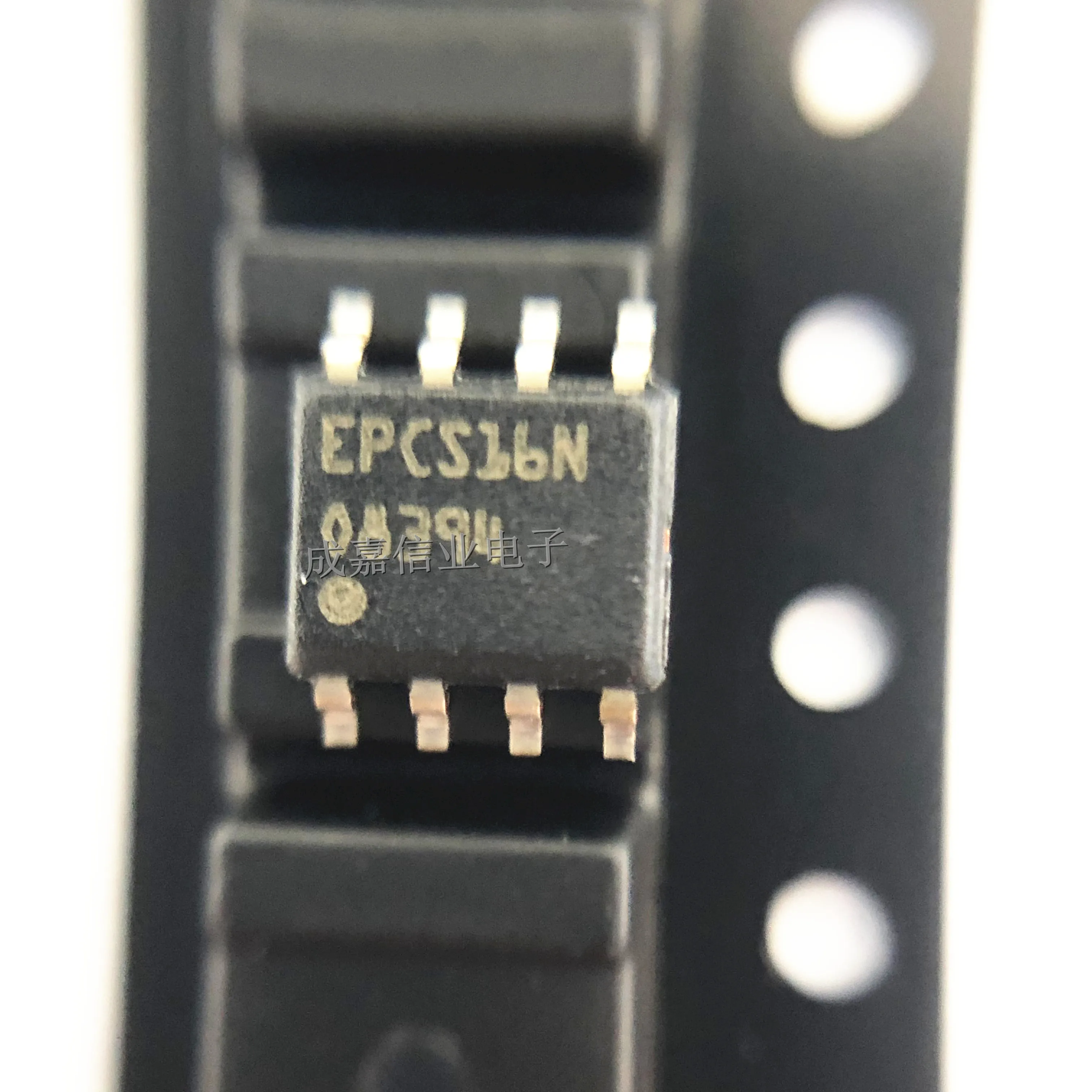 

5pcs/Lot EPCS16SI8N SOP-8 MARKING;EPCS16N FPGA - Configuration Memory IC - Ser. Config Mem Flash 16Mb 40 MHz