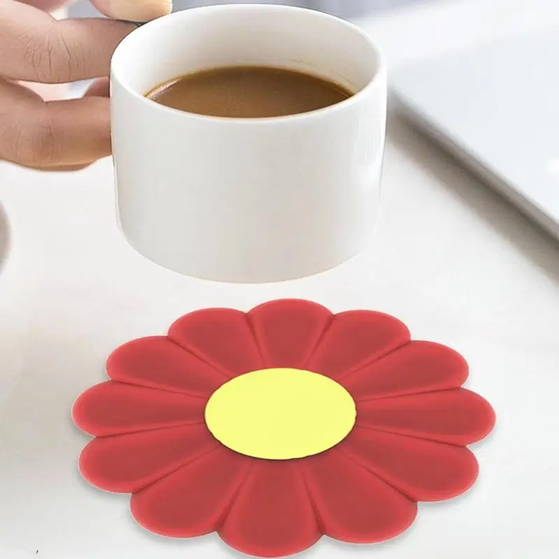 Silicone Pot Mat Cute Daisy Heat Resistant Trivets For Hot Pots Waterproof Silicone Non-slip Countertops Mat Coaster Placemat