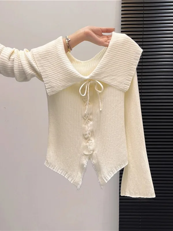 

Шикарный абрикосовый вязаный топ с одним открытым плечом, широким воротником и приталенным силуэтом, женский, милый дизайн, осень-зима, новинка