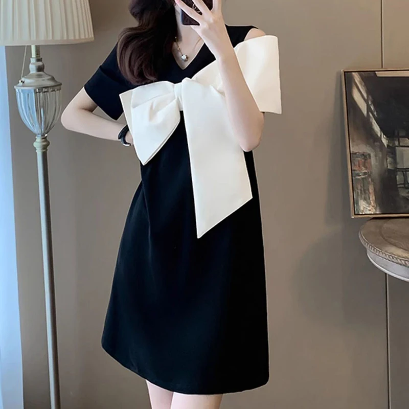 

women's summer French design off shoulder small black dress slimming bow mid length skirt straight tube skirt