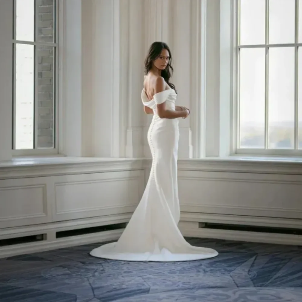 Abito da sposa semplice a sirena 2024 con spalle scoperte pieghe con spacco laterale abiti da sposa in raso morbido abiti da sposa personalizzati Robe De Mariee