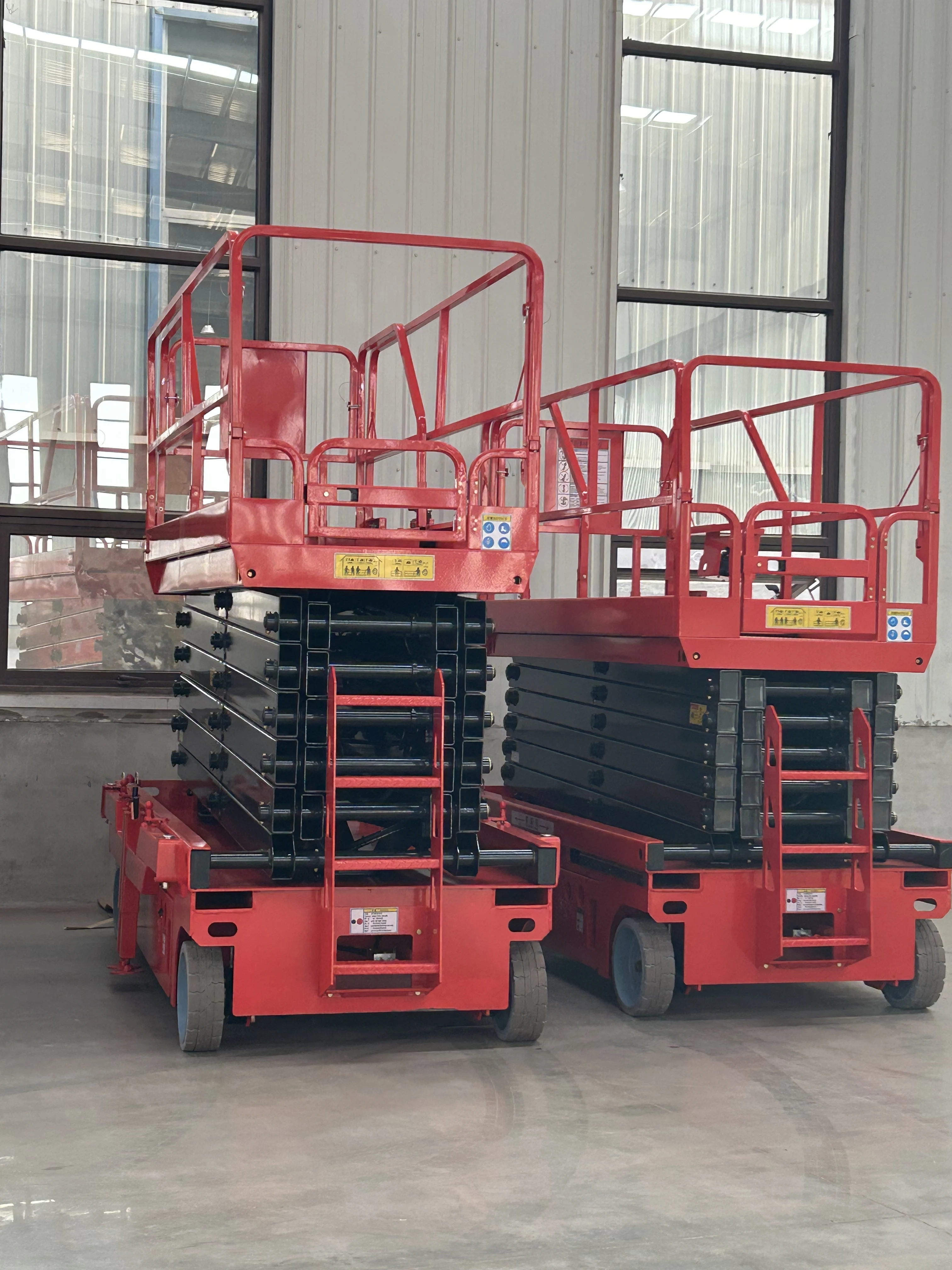 Customized Scissor Lift Table Electric10M 12M 14M 8M 320KG 500kg Electric Scissor Lift Table For Warehouse Loading