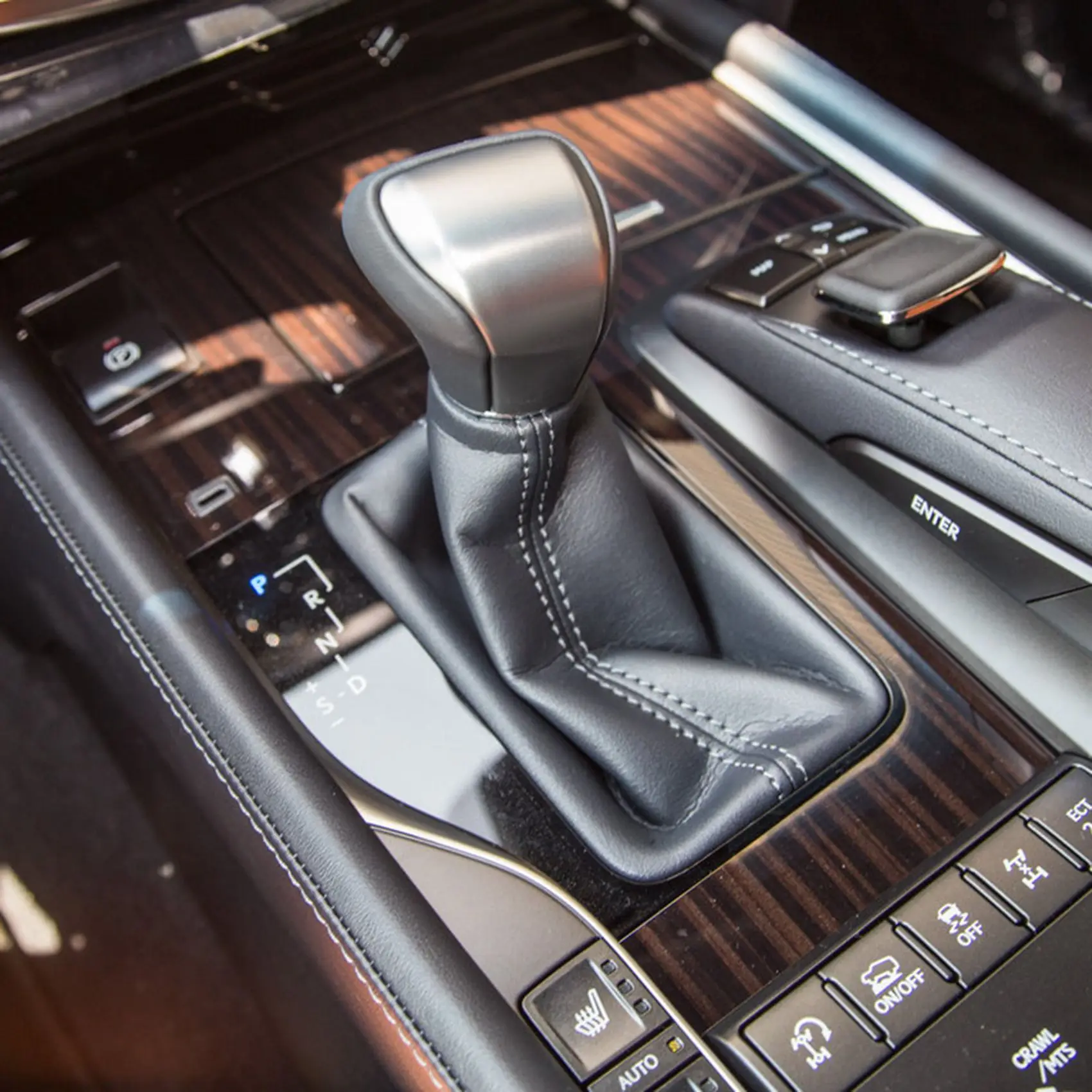 A64P-Gear Shift Knob Shifter Head For Lexus LX450 LX460 LX570 2016-2019 / LS460 2013-2016