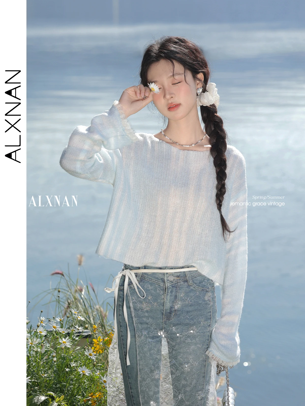 ALXNAN Blue Pullover Sweater Women 2025 Spring Round Neck Striped Knitwear Loose Casual Temperament New Long Sleeve Top L529161