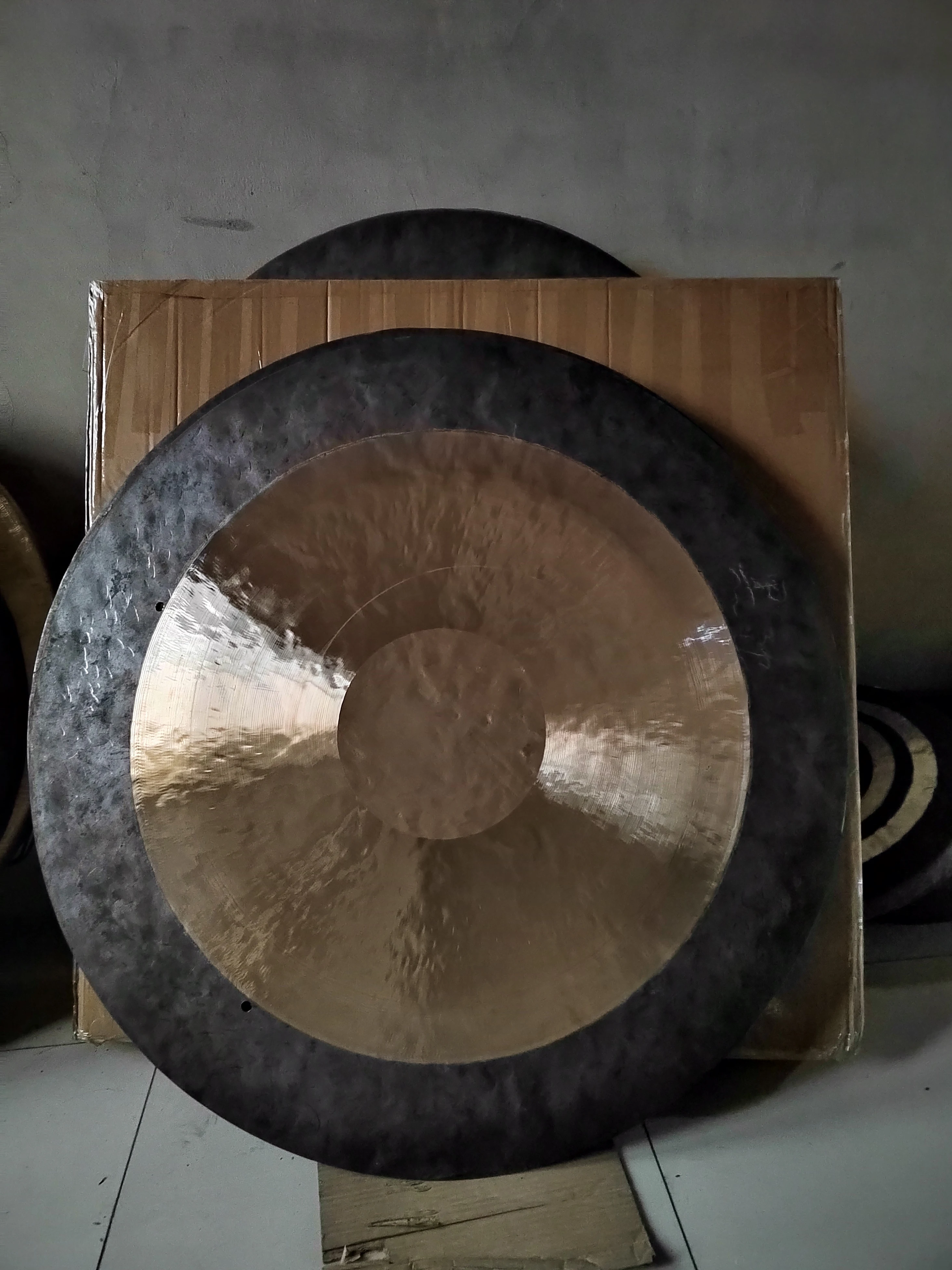 Arborea 30 inch Deep Wave Gong for Meditation