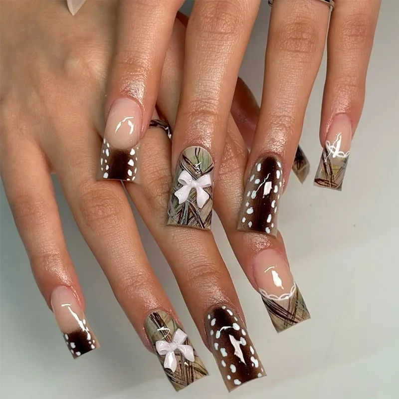 

24PCS Medium Square False Nails Autumn Straw Stripe Design European American Brown French Fake Nails 3D Butterfiy Press on Nails