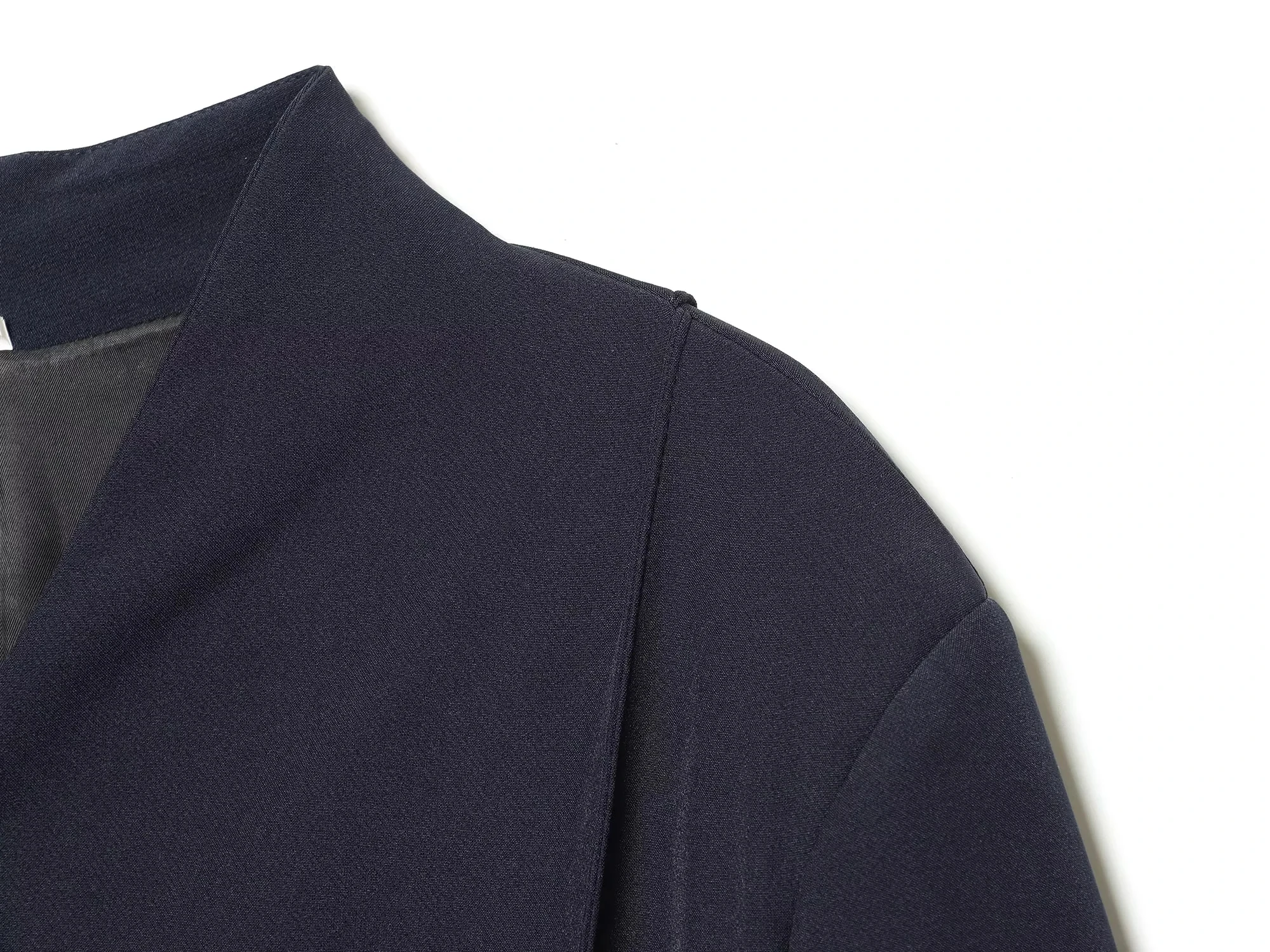 KONDALA Vintage Chic Büro-Damen-Blazer mit V-Ausschnitt, versteckter Knopfleiste und Taschen, schmal geschnitten, modischer Frühling/Sommer 2026 Freizeit-Blazer – Detail 19